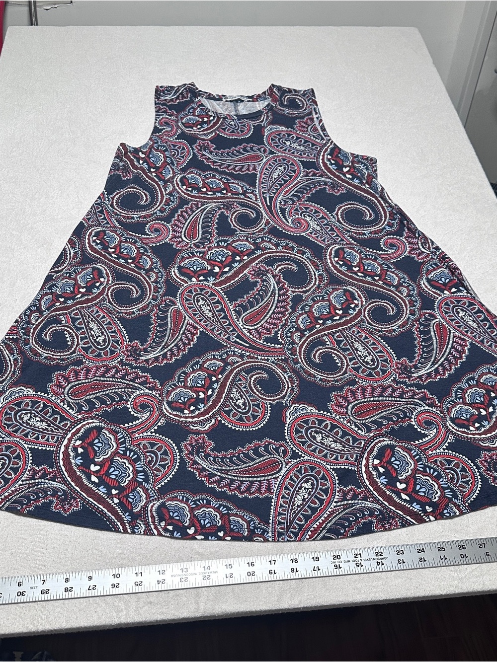 Kate Park Paisley Sleeveless Dress in Navy and Red with Pockets!